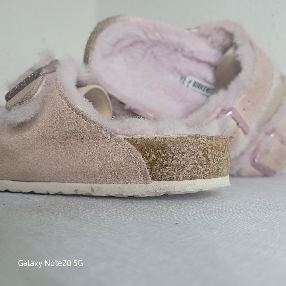 Birkenstock Arizona Shearling Sandals  "Light Rose" Kids Size 33